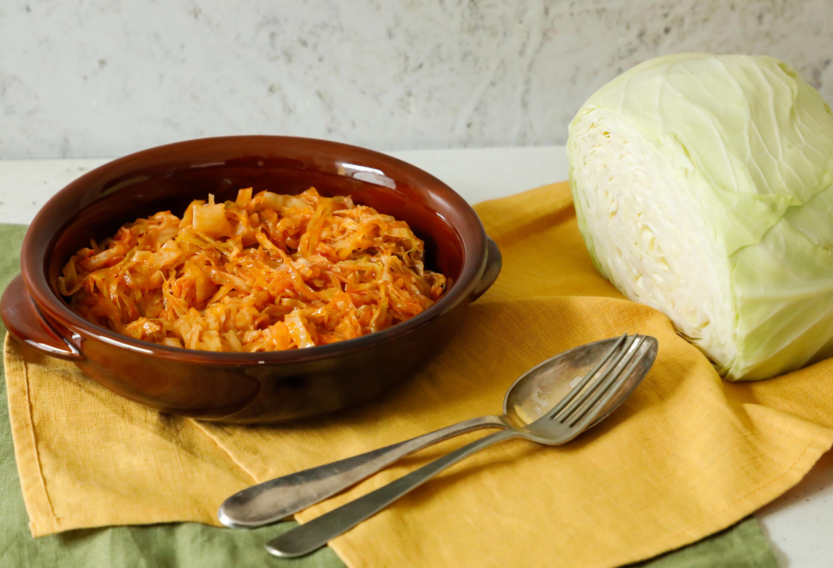 https://www.saporie.com/assets/it/ricette-/Cavolo%20verza%20alla%20siciliana_008.jpg?_u=c1a56f7210a46bcc6effdbf24302ad438ef116c0