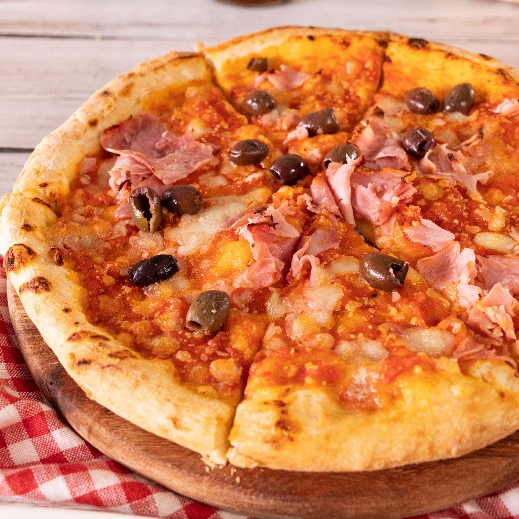 Come cuocere la pizza surgelata nel forno e in padella