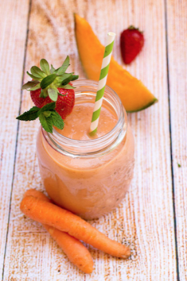 5-smoothie-per-stare-in-forma-in-estate-con-le-prugne-della-california-e-le-ricette-di-teresa-balzano