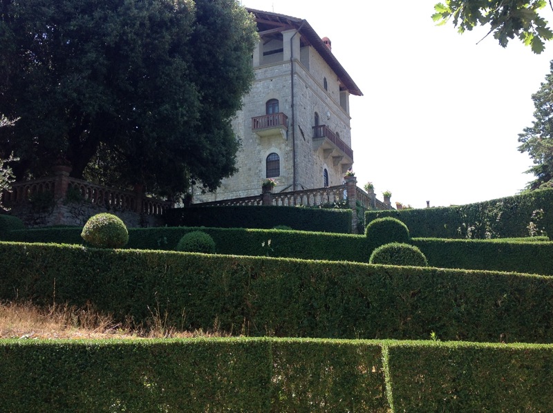 castello-di-monte-vibiano