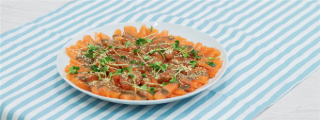Salmone marinato con salsa all'aceto balsamico - Saporie