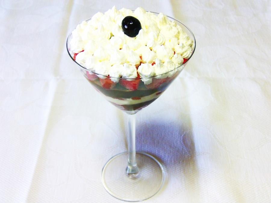 Zuppa inglese in Martini glass Saporie