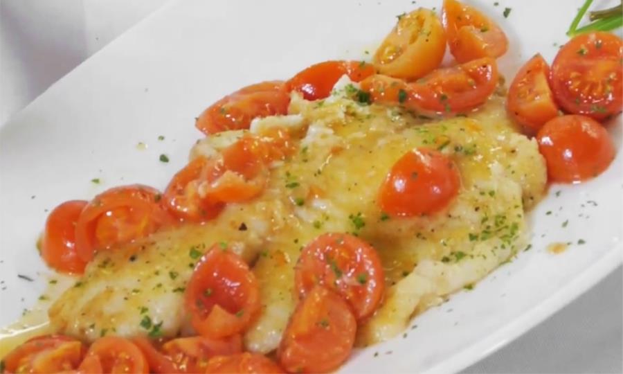Filetti Di Pesce Persico Con Vermentino Di Gallura E Pomodorini Pachino Saporie